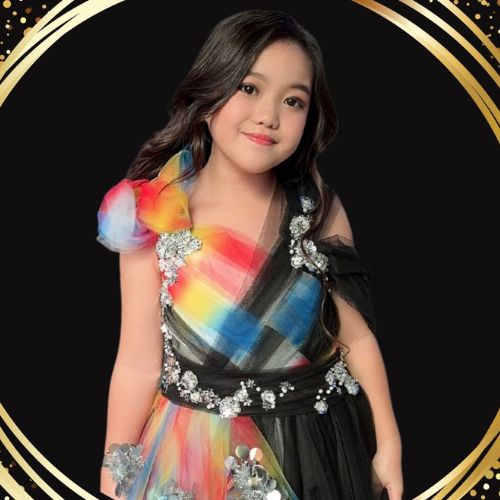 Taylor Louise Fong
